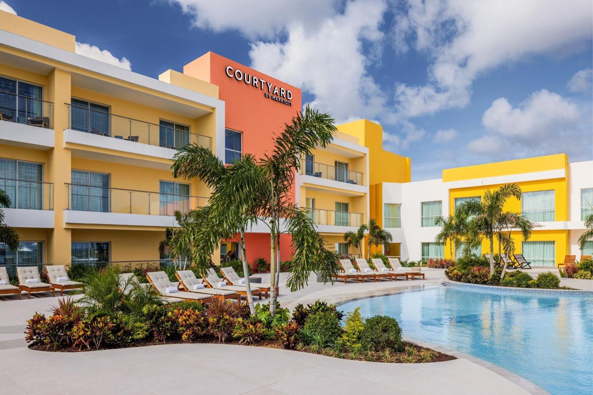 Courtyard By Marriott Curacao Hotel วิลเลมสตัด ภายนอก รูปภาพ