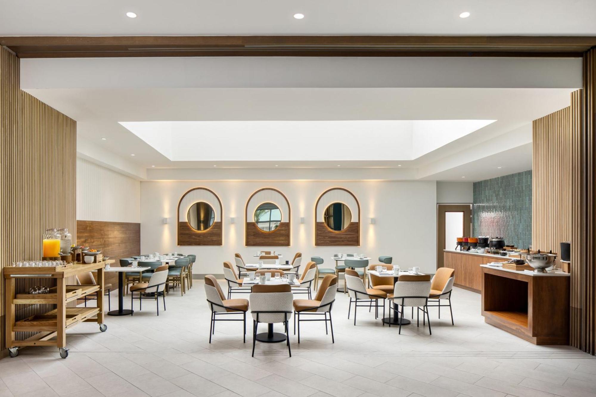 Courtyard By Marriott Curacao Hotel วิลเลมสตัด ภายนอก รูปภาพ