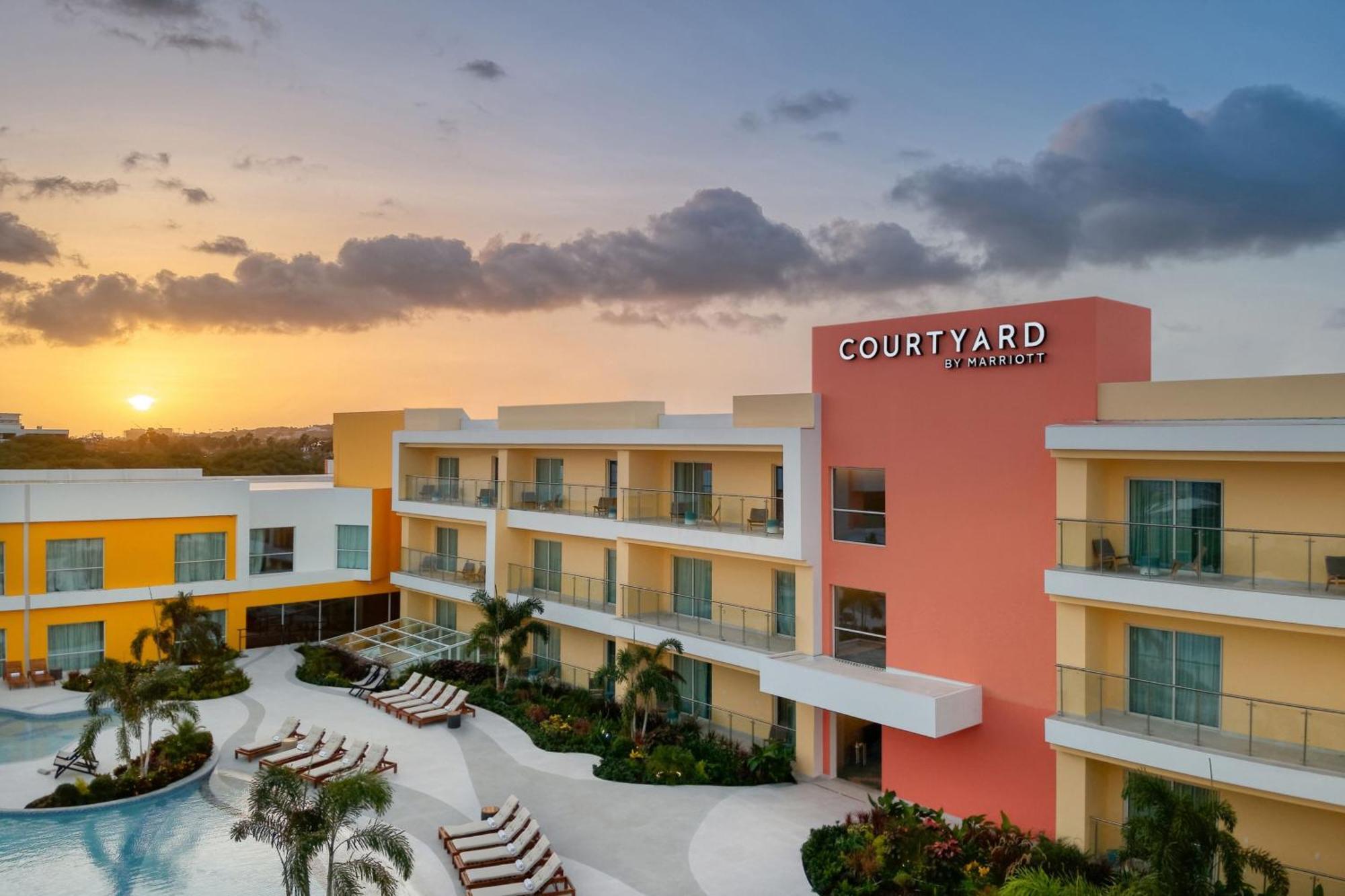 Courtyard By Marriott Curacao Hotel วิลเลมสตัด ภายนอก รูปภาพ